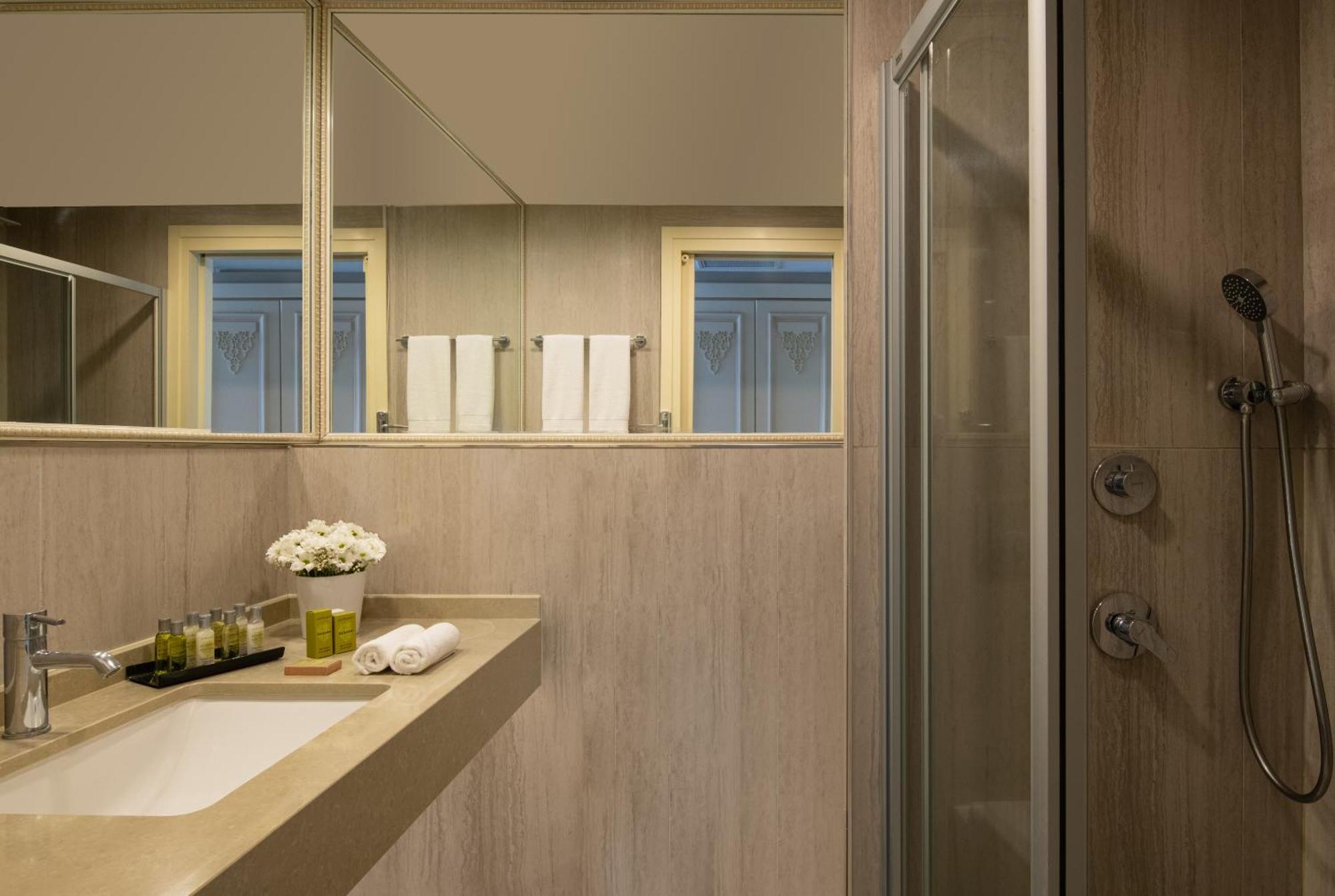 Dolce By Wyndham Cesme Алакати Екстериор снимка