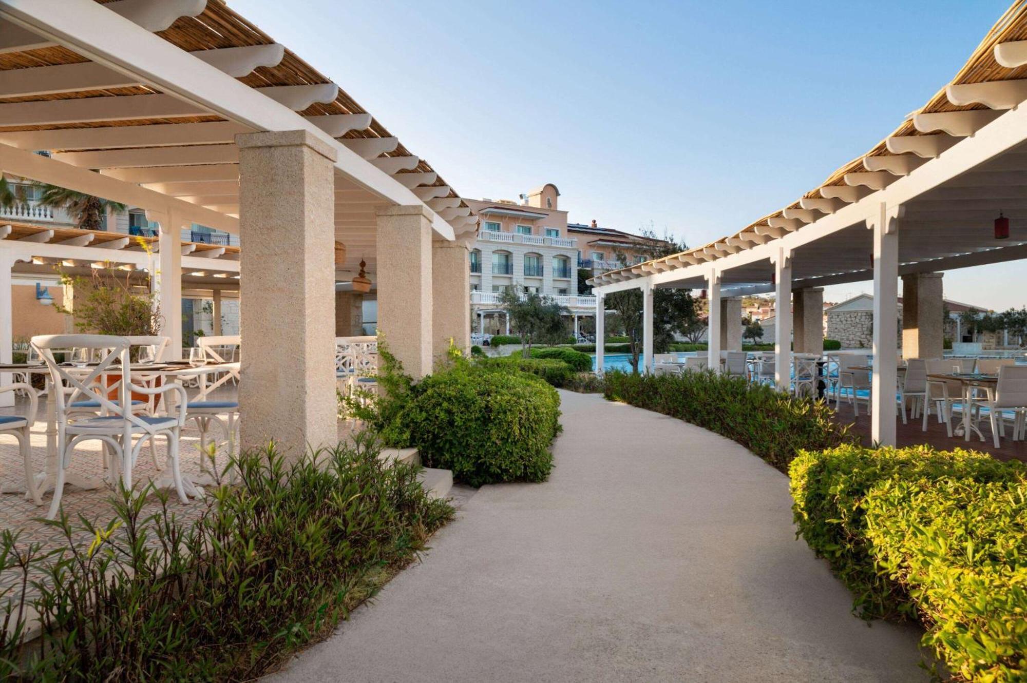 Dolce By Wyndham Cesme Алакати Екстериор снимка
