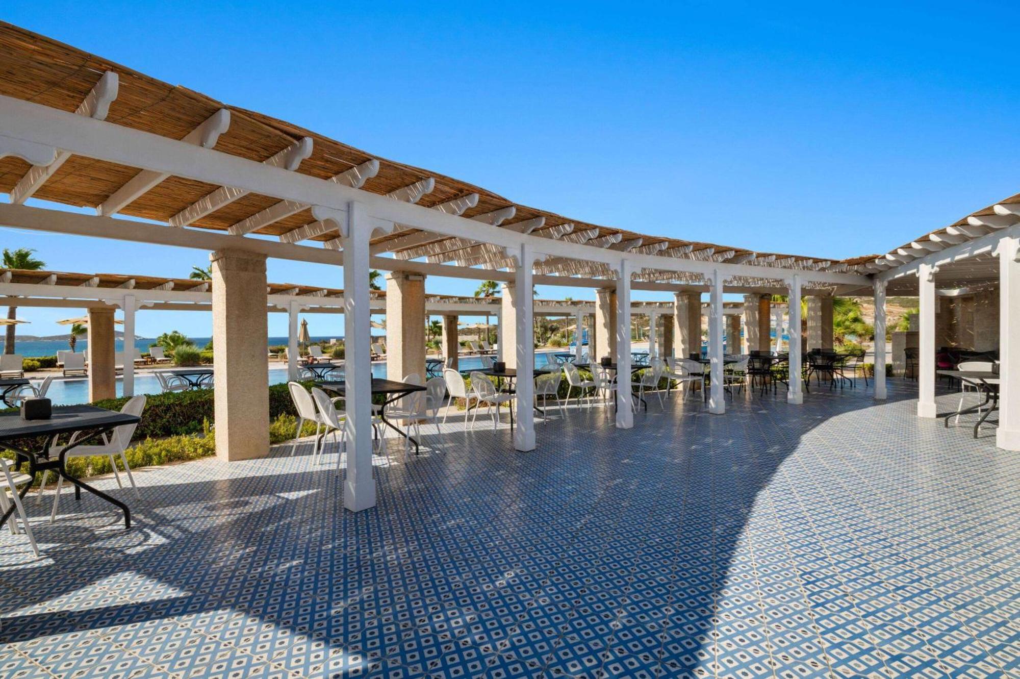 Dolce By Wyndham Cesme Алакати Екстериор снимка