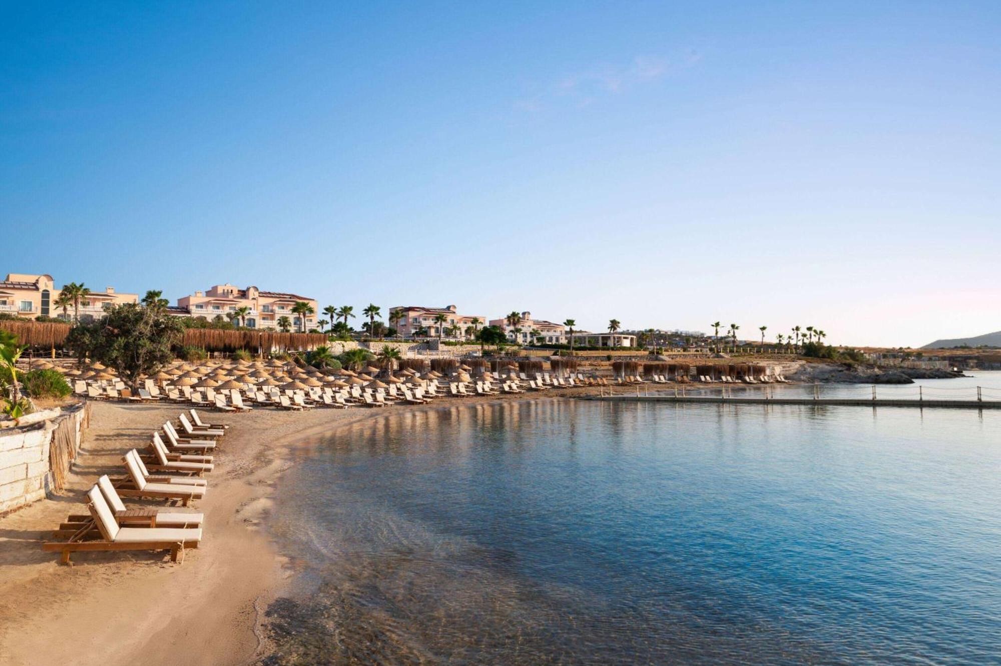 Dolce By Wyndham Cesme Алакати Екстериор снимка
