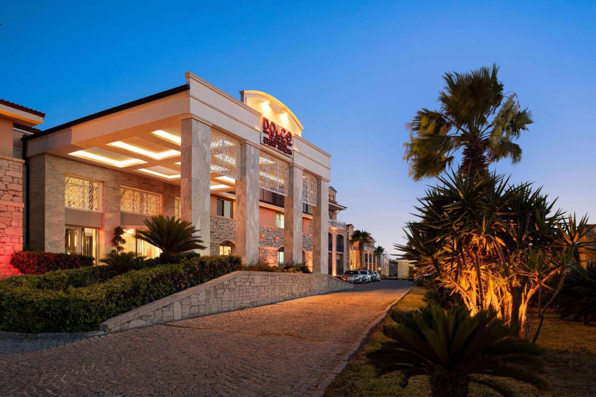 Dolce By Wyndham Cesme Алакати Екстериор снимка