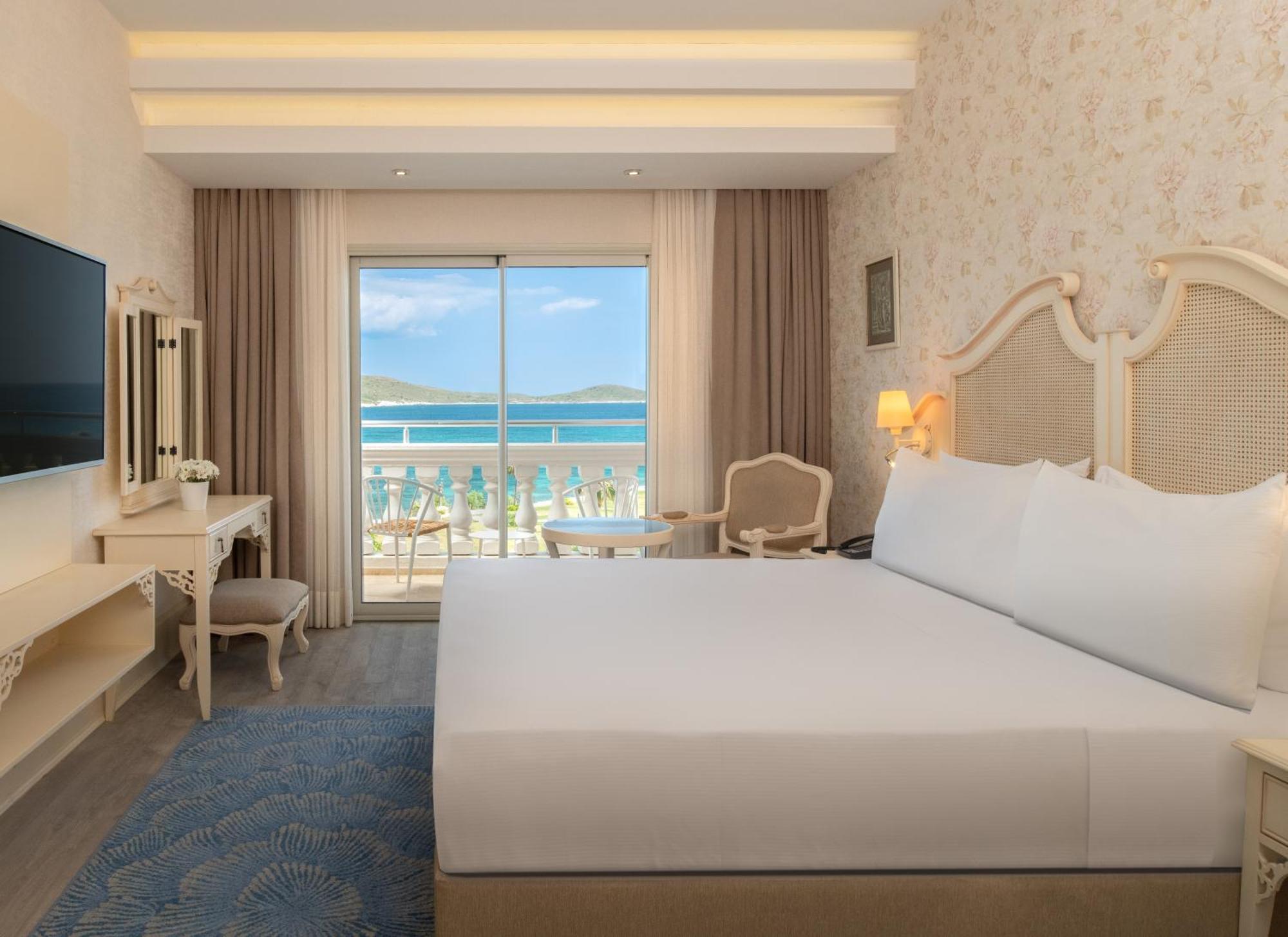 Dolce By Wyndham Cesme Алакати Екстериор снимка